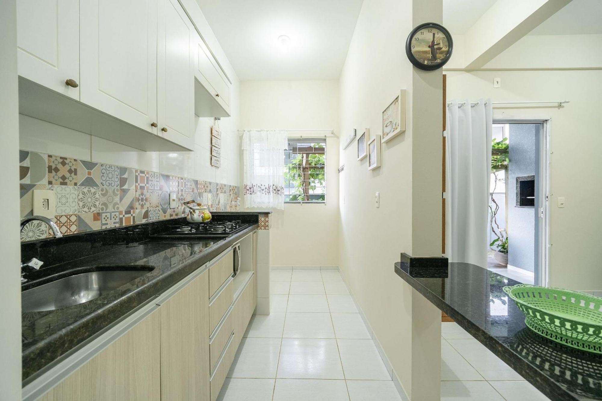 Apartamento Apto Girassol 200m Da By Achei *