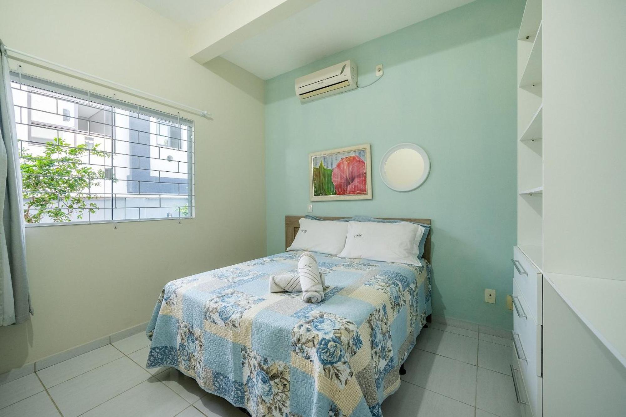 Apartamento Apto Girassol 200m Da By Achei